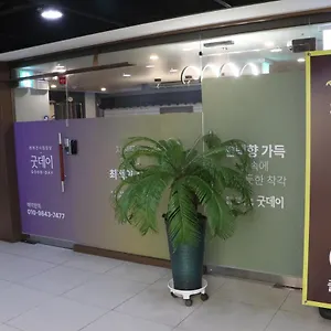 キャンプ場 Goodday Jjimjilbang, インチョン広域市